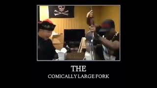 Comically large fork moment meme memes memeoftheday vines vine funny shorts [upl. by Garihc497]