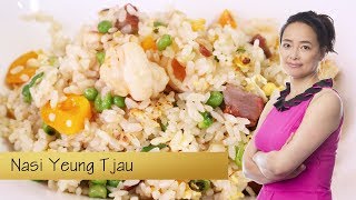 Chinese gebakken rijst Nasi Yeung Tjau [upl. by Ainud]