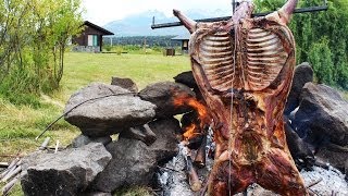 Cordero al Asador desde la Patagonia  Locos X el Asado [upl. by Iruahs]