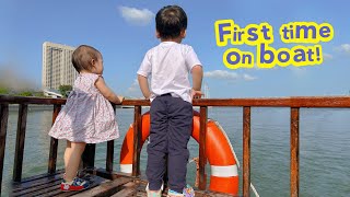 First Bumboat Experience along Singapore River [upl. by Emlen]