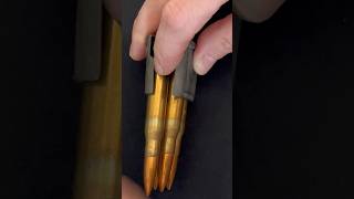 How to Load a WW2 Garand EN BLOC Clip  Fast m1 [upl. by Nylarad]