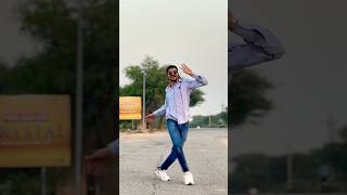 Girni jaise chalti hain😂😂 mrjunaidkhan shorts trending viralvideo dance [upl. by Farman]