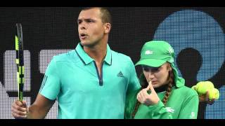 JoWilfried Tsonga vole au secours d’une ramasseuse de balles HD [upl. by Phoebe267]