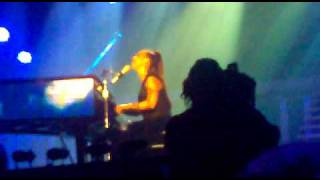 Alicia Keys  quotLike youll never see me againquot live in Frankfurt 2010 [upl. by Yrahk]