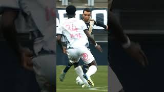 Ce dribble 😱 ligue2bkt ligue2 skills footballshorts footballedits [upl. by Chelsy]