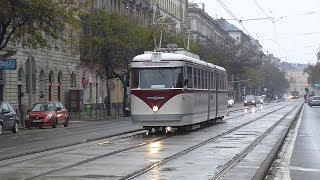 Historic tram parade in Budapest  Strassenbahnkorso in Budapest  Villamosfelvonulás a Nagykörúton [upl. by Enoid]