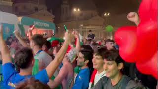 ITALIA INGHILTERRA  La REAZIONE e la FESTA dei tifosi azzurri [upl. by Arhsub441]