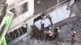 Crolla una palazzina a Tel Aviv almeno 2 morti e 24 feriti [upl. by Libna]