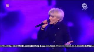 Agnieszka Chylińska  Wybaczam Ci Sylwester TVN 20142015 [upl. by Ruhtracam]