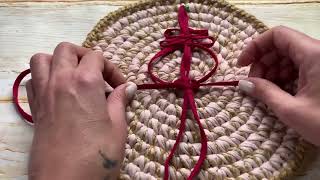 Новогодний декор из трикотажной пряжи Bobilon Chrismas DIY decoration Macrame tutorial [upl. by Etnohs]