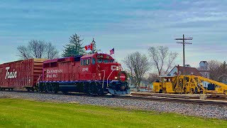 CPKC Hoilday Train 2024 In Lanark Illinois On 112724 [upl. by Lenuahs639]