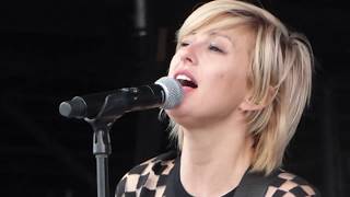 Phantogram Mouthful Of Diamonds Live Lollapalooza Music Festival Chicago IL August 4 2017 [upl. by Catrina]