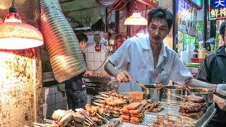 Hong Kong Street Food A Walk Around the Stalls and Restaurants of Kowloon [upl. by Shelagh]