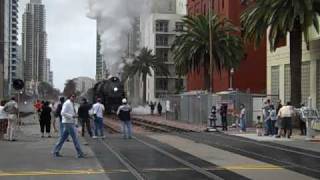 Santa Fe 3751 Departing San Diego May 2nd 2010 [upl. by Yelnek]