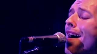 Coldplay  Politik live at Glastonbury 2002 [upl. by Tik]