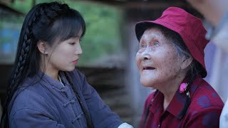 Liziqi is back enjoying a happy dinner with her grandmother on the mountain top [upl. by Melton]