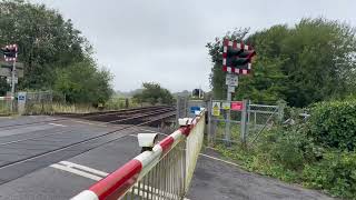 Warbling alarms at East Stoke level crossing Dorset [upl. by Amre]