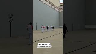 Presentación jugadores de pelota mano de Madrid en el Beti Jai [upl. by Wittie]