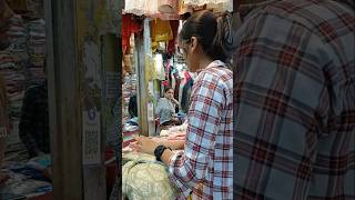 Bargaining krna inse seeke 👻😅minivlog vlog dailyvlog shopping shortvideo [upl. by Llevol]