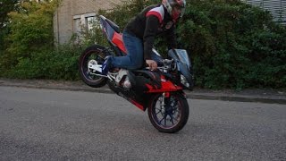 Aprilia RS 50 Wheelie Stoppie 20062007 [upl. by Zanze]