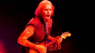 John Lowery quotJohn 5quot guitar solo at DTE August 21 2016 Rob Zombie [upl. by Forrester]