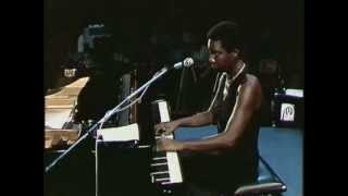 Nina Simone  I Wish I Knew How It Would Feel To Be Free Montreux 1976 [upl. by Kenna246]