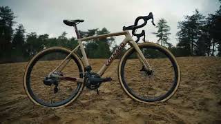 Colnago G3X Cyclocross mit Campa SR Wireless Ryan Kamp [upl. by Dickie]