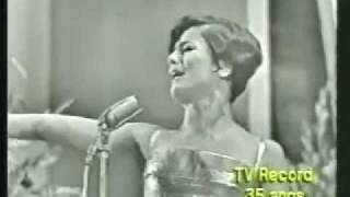 Marilia Medalha e Edu Lobo quot Ponteio quot quot Festival da TV Record  1967 quot [upl. by Ahselat519]