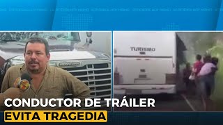 Conductor de tráiler evita tragedia al detener autobús que transportaba migrantes [upl. by Atsirt]