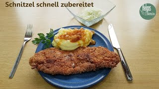 Schnitzel  selber paniert schmeckts am besten [upl. by Evvy520]