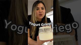 Yogurt Griego 🇬🇷🍓 Casero en Yogurtera yogurtgriego receta diy [upl. by Apul]