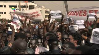 Mali une marche de soutien à la junte organisée à Bamako [upl. by Dibb]