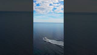 Tollycraft 44 just cruising water boating boatlife luxuryyachting motoryacht calmwaters [upl. by Eendys343]