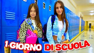 VLOG il Nostro PRIMO GIORNO di SCUOLA 📚 [upl. by Doro]