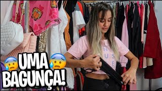 ORGANIZANDO MINHAS ROUPAS NAS ARARAS [upl. by Lorelei]