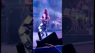 Sunidhi Chauhan Viral Dance and Singing Live Performance [upl. by Didier519]