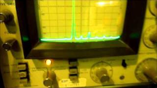 Oscilloscope and HP 3580A Audio Spectrum Analyzer Usage [upl. by Rivy]