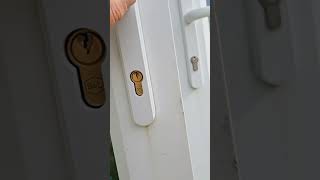 Replacing knackered UPVC door handles [upl. by Alleber979]