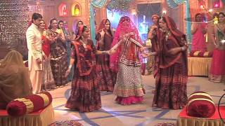 Rangrasiya  Paro Dances in Jhaanki Rasam [upl. by Eineeuq]