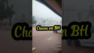 Choveu forte em BH na tarde dessa quartafeira 13Vários alagamentos por toda a cidade [upl. by Isolda392]