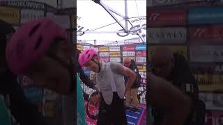 Tadej Pogacar gives Giulio Pellizzari his glasses and pink jersey after the stage 💖🤝 cycling giro [upl. by Kassia]