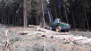 John deere 1470g harvester in big timber [upl. by Tamar]