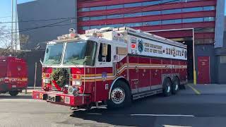 FDNY Rescue 3 responding to an auto accident with extrication [upl. by Aivatnuahs]