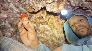 Gemstones in Morocco Vanadinite Mibladen  Mining Morocco Ep 6 wolf2raven [upl. by Winsor244]