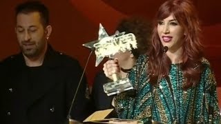 Hande Yener  Apayrı En İyi Albüm  PowerTürk Müzik Ödülleri 2007 [upl. by Gibrian]