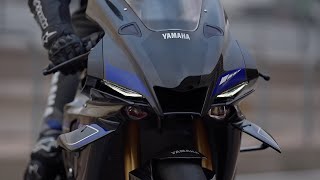 2025 Yamaha R1 amp R1M  New Winglets KYB Suspension Brembo Brakes [upl. by Pokorny]