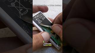 What is inside a lithium battery repair smartphone trump [upl. by Akiemehs]