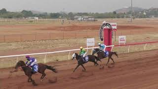 Mount Isa 20241116 Race1 [upl. by Airakaz]