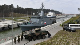 Intense Polish Army Maneuvers on the Vistula Split Canal [upl. by Cr]