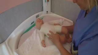 La cura del neonato un video didattico per la famiglia [upl. by Ishii953]